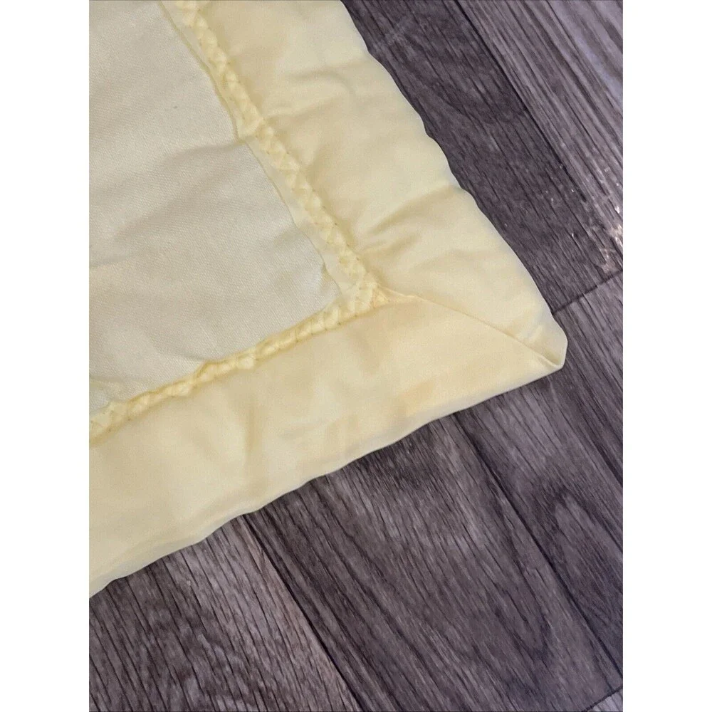 Homemade Baby comforter Quilt Crib Bedding Yellow Vintage Animals